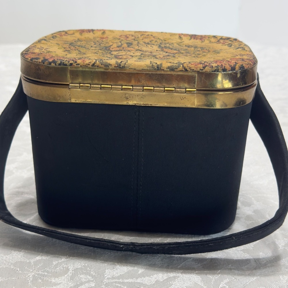 Vintage Black Box Top Handbag Brass Accent Purse Needle Point Petit Tapestry 60s - Picture 6 of 12